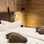 Hotel Alpen Post 4*