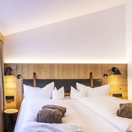 Alpenhotel Post 4* Au (Bregenz)