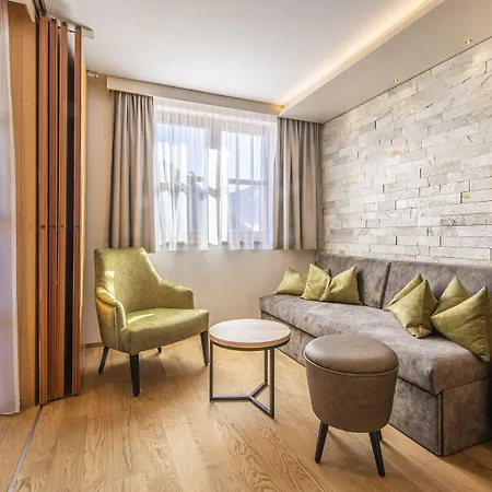 Alpenhotel Post 4* Au (Bregenz)