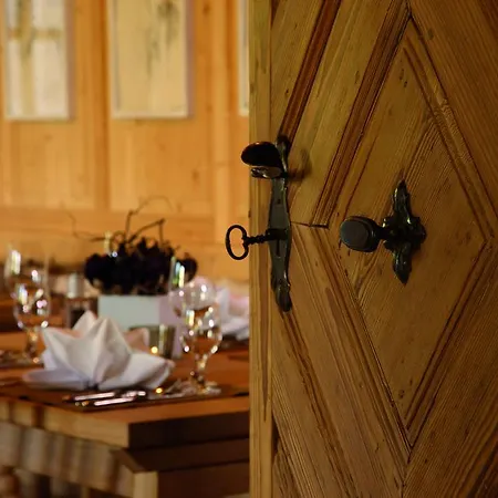 Alpenhotel Post 4*