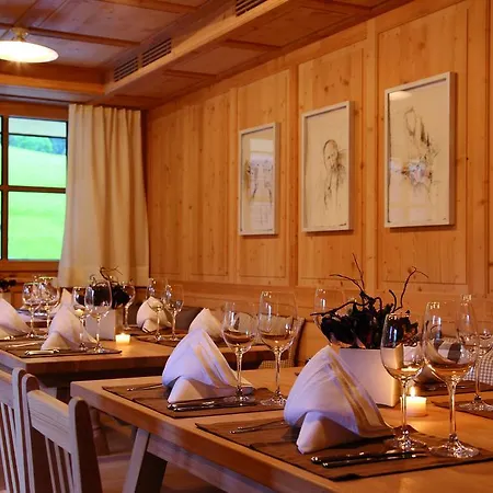 Alpenhotel Post 4* Au (Bregenz)