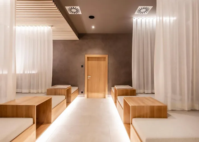 ホテル Alpen Post 4*