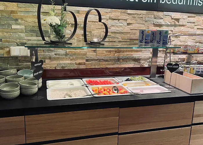 ホテル Alpen Post Au (Vorarlberg)